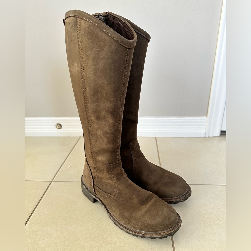 Timberland Women’s Waterproof Stoddard Tall Boot, Size US 6.5